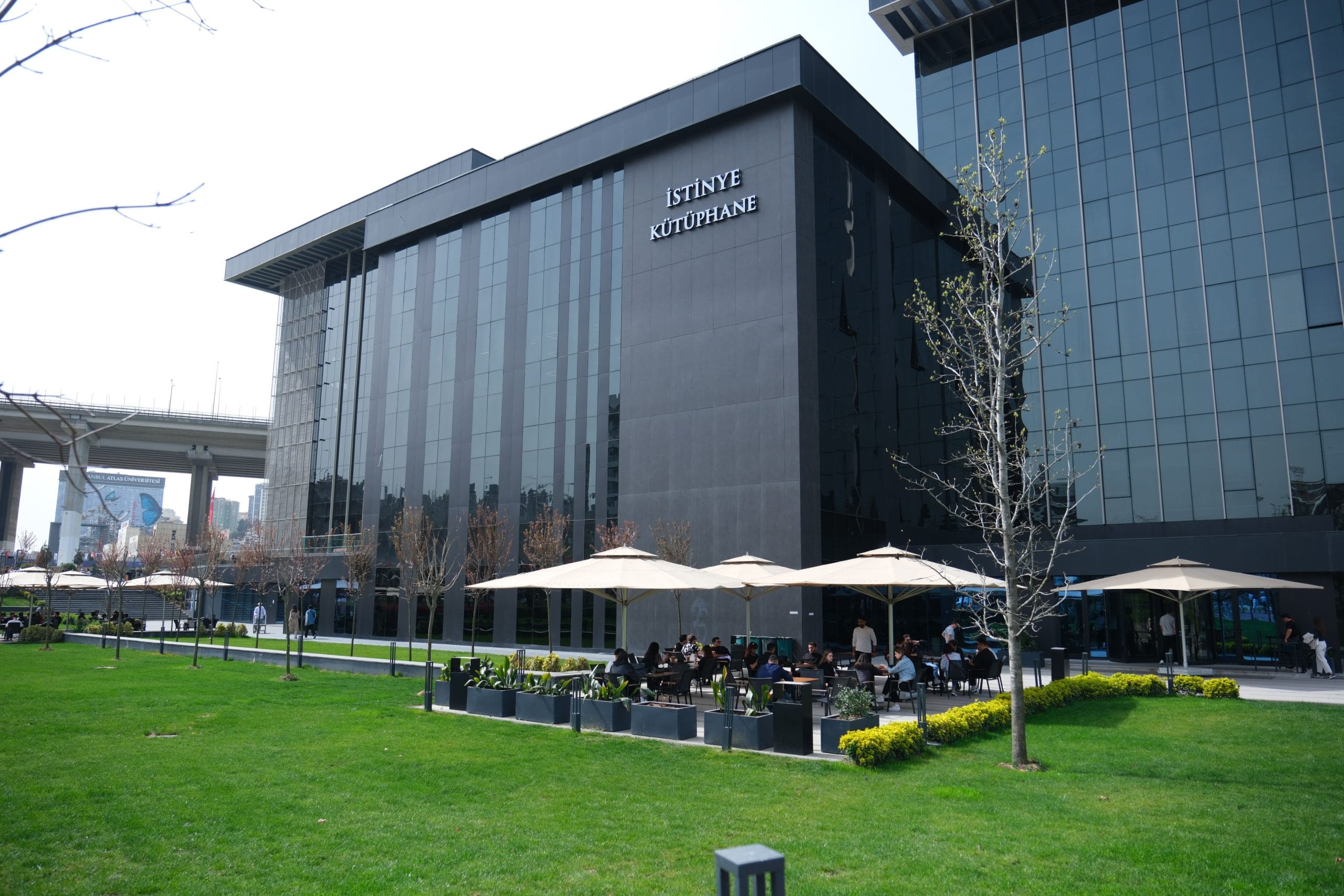 İstinye Üniversitesi